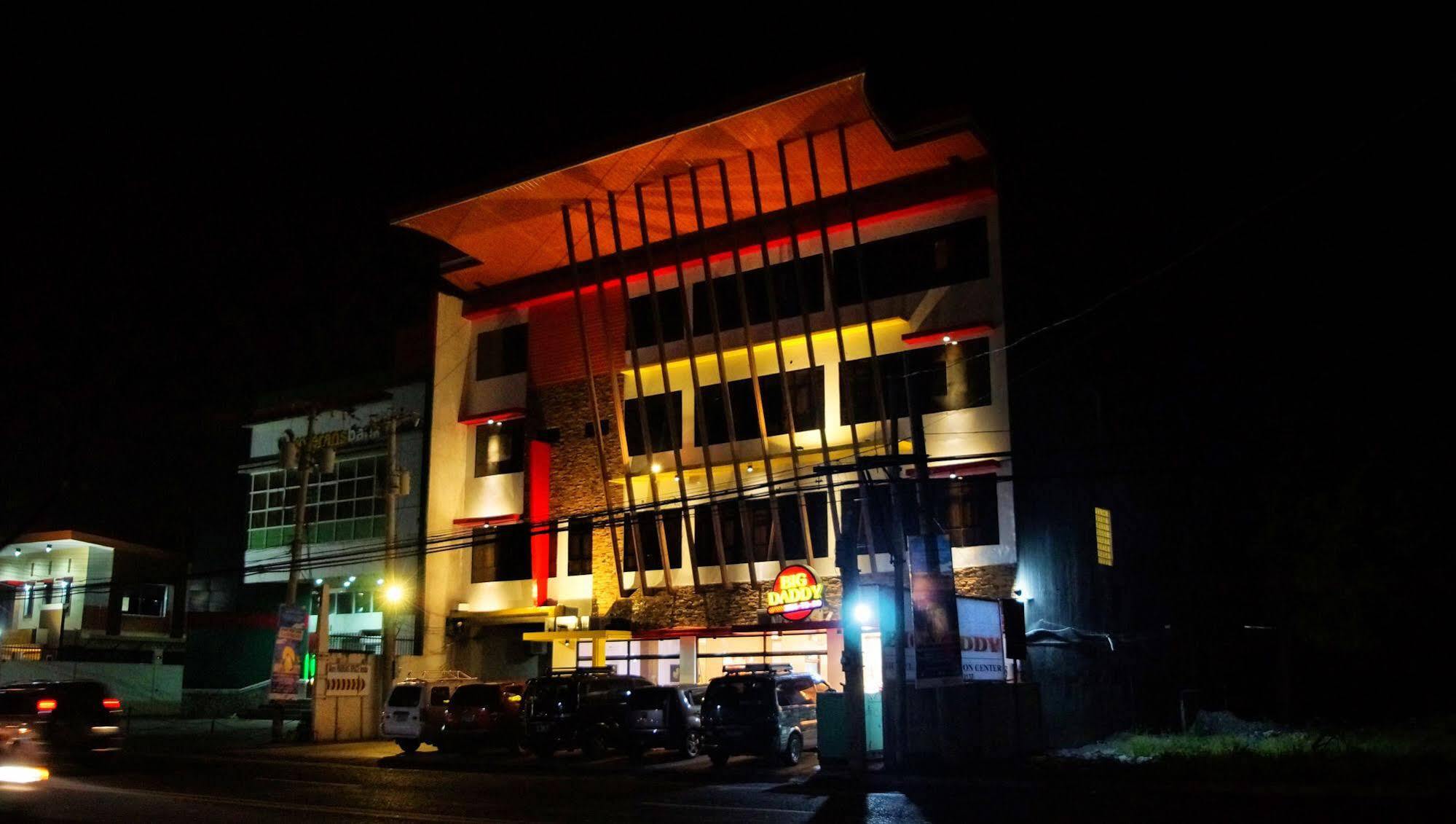 Big Daddy Hotel And Convention Center Butuan City Zewnętrze zdjęcie