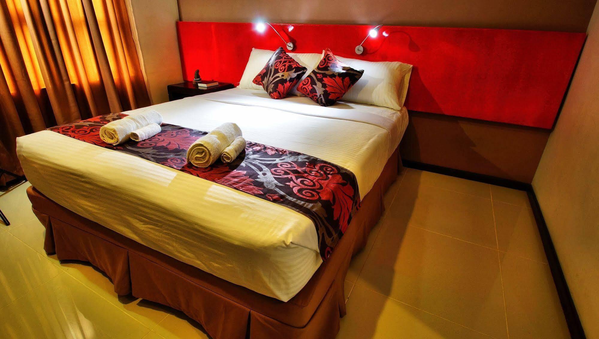 Big Daddy Hotel And Convention Center Butuan City Zewnętrze zdjęcie